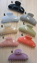 Load image into Gallery viewer, SoMi Mom Hair Clips